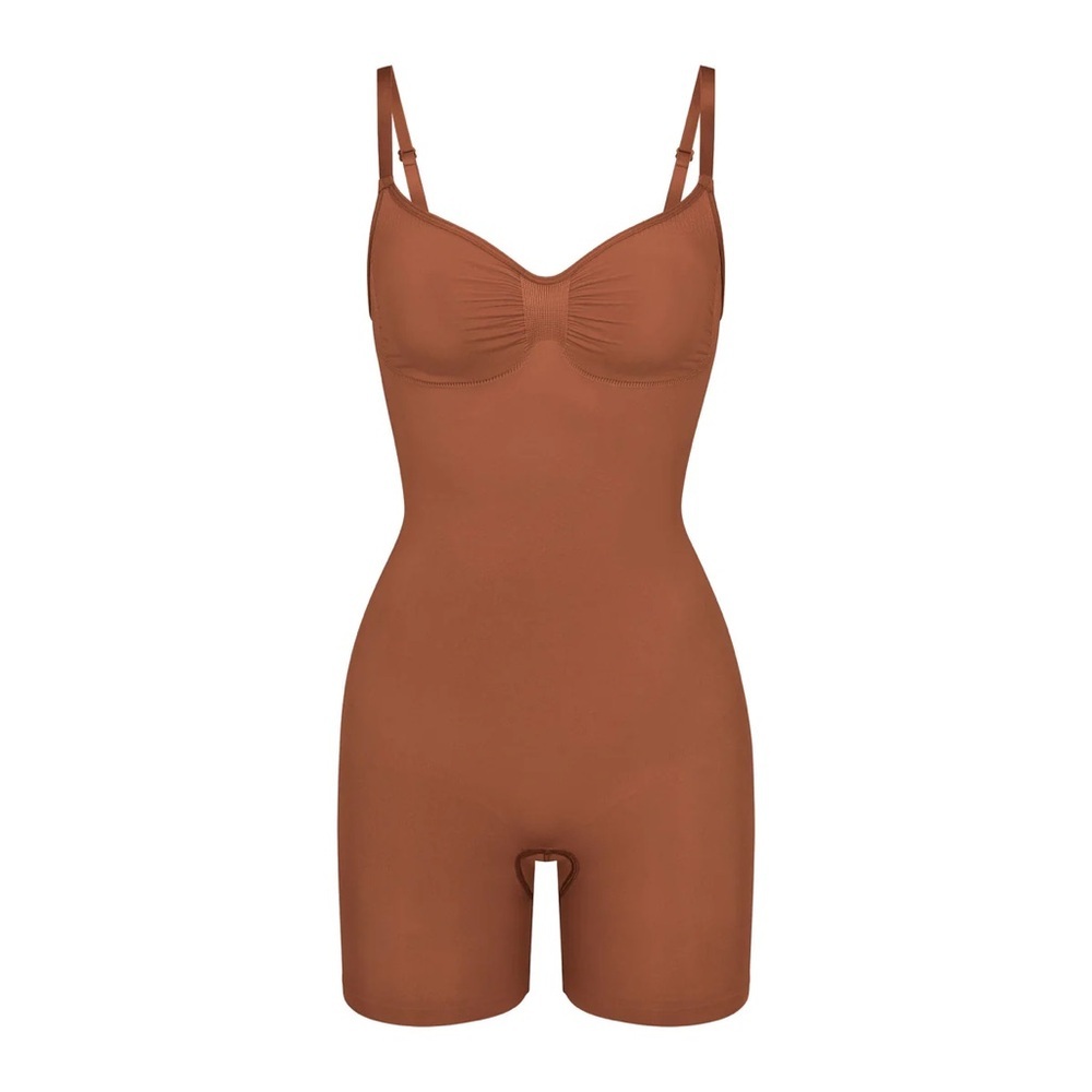 Skims Seamless Sculpt Mid Thigh Bodysuit Color Bronze